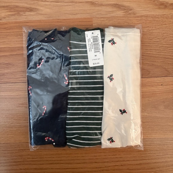 Gap Women’s Organic Stretch Cotton Hipster (3-Pack) - Picture 2 of 2